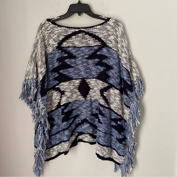 INC Women’s Thick Knit Fringe Detail Aztec Print Poncho - Picture 3 of 3